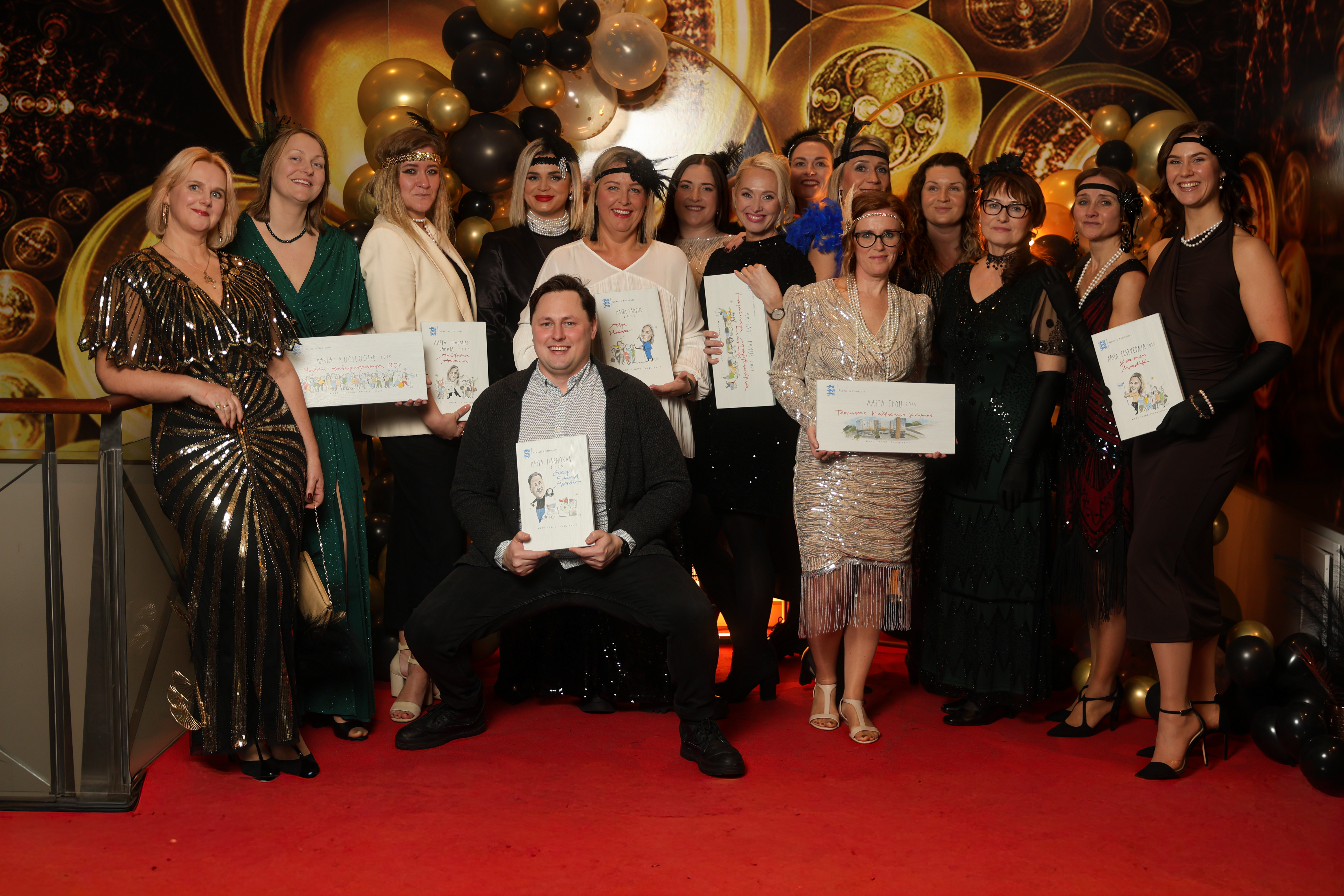 Grupp inimesi, aasta harnokate laureaadid