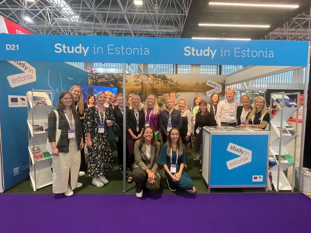 Eesti delegatsioon Study in Estonia boksis - EAIE 2024 (foto Daira Rasa Rancane).jpg