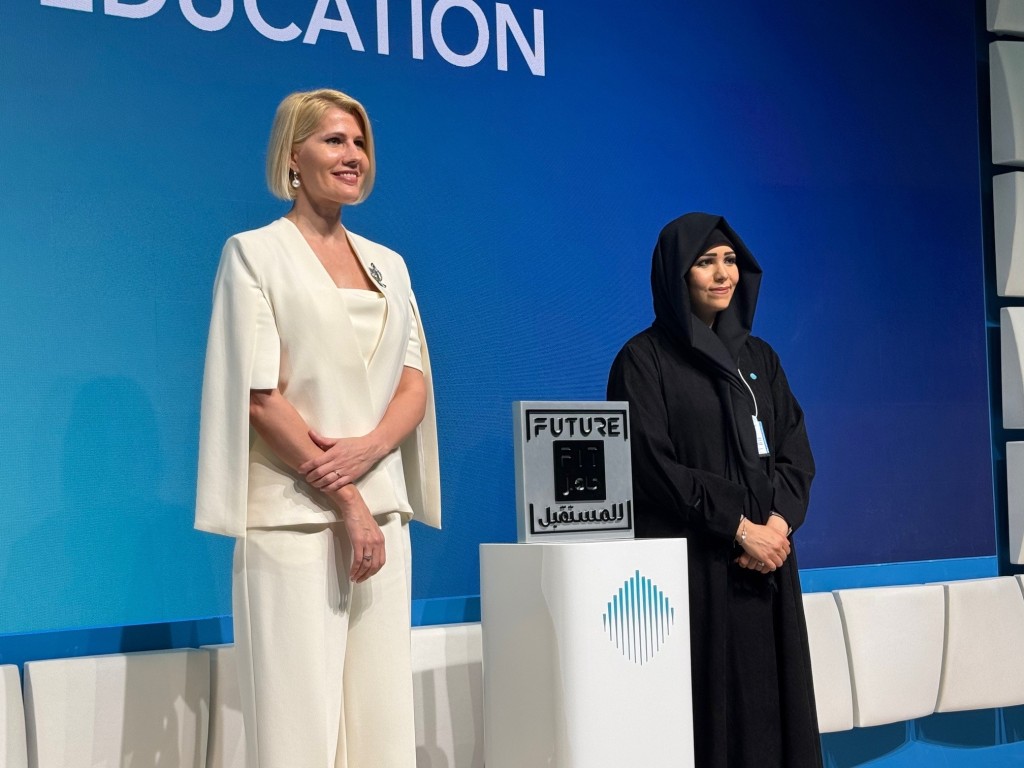 Global Future Fit Award, fotol Liina Kanter ja her highness sheikha latifa bint mohammed bin rashid al maktoum